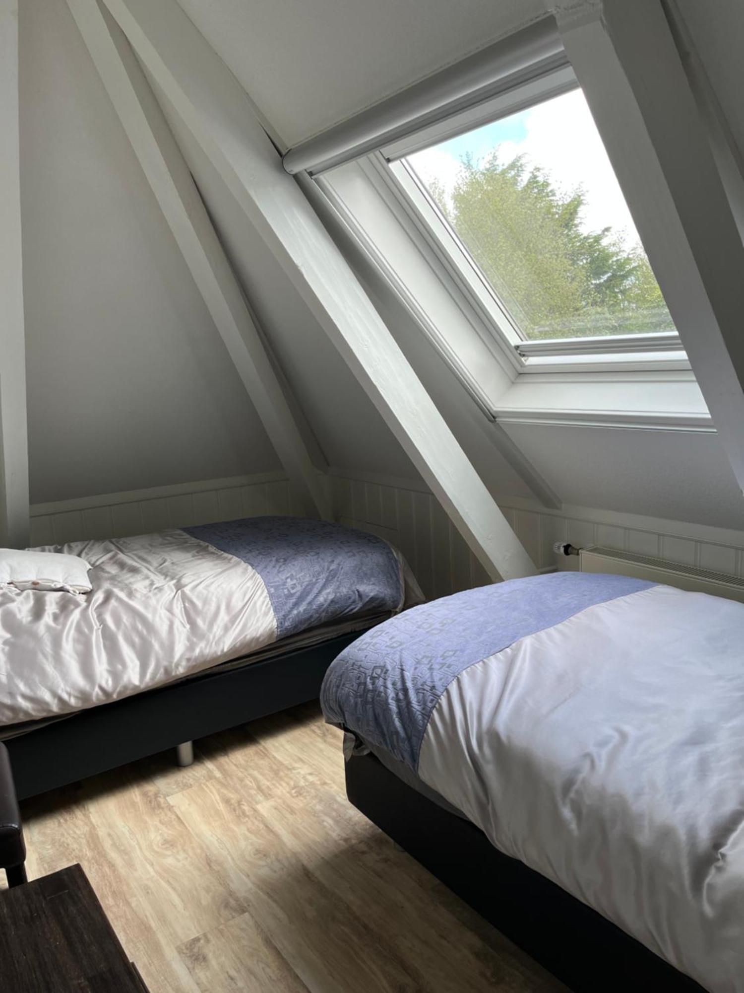 Het Schoolhuis Ferwerd Buitenkant foto